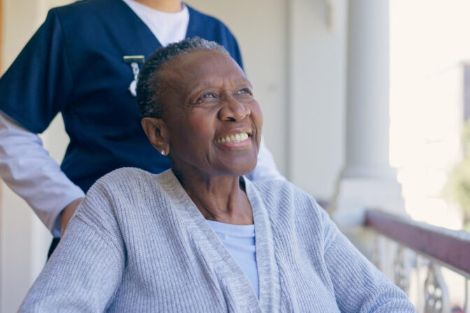 5 Signs Your Loved One May Need In-Home Alzheimer’s Care in Long Beach, CA